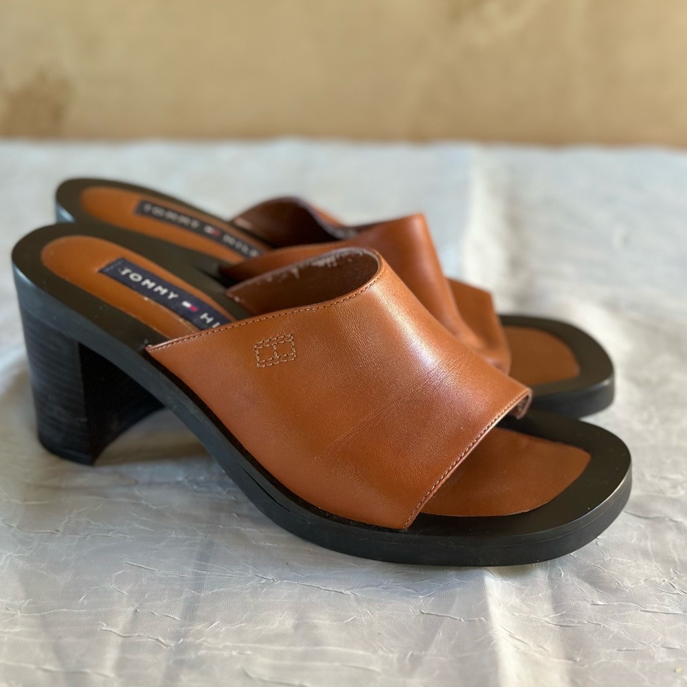Vintage 90's Y2K Tommy Hilfiger Block chunky Heel Clogs Mules brown 2000s Sz 7.5